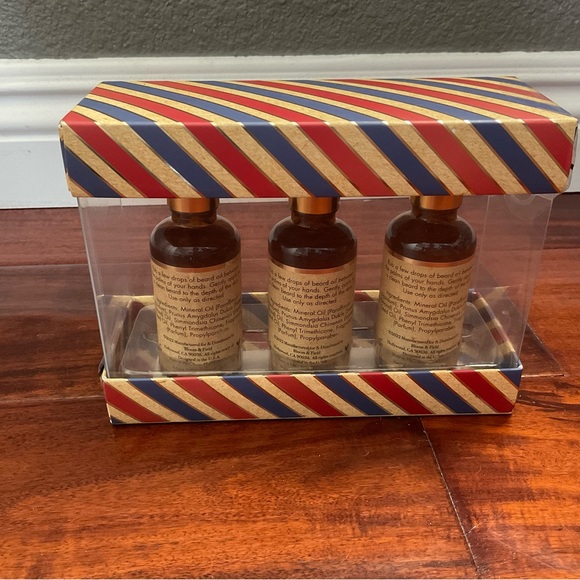 Bloom & Field Grooming Set - Picture 2 of 2